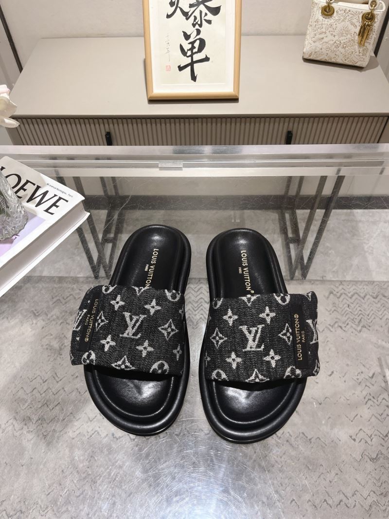 Louis Vuitton Slippers